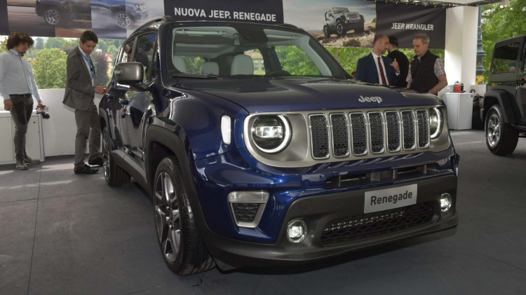 Ảnh thực tế SUV cỡ nhỏ Jeep Renegade phiên bản nâng cấp 2019 tại châu Âu