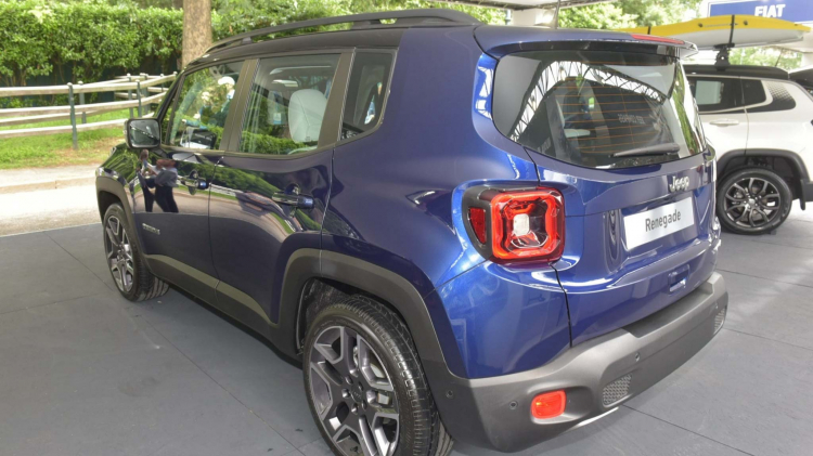 Ảnh thực tế SUV cỡ nhỏ Jeep Renegade phiên bản nâng cấp 2019 tại châu Âu