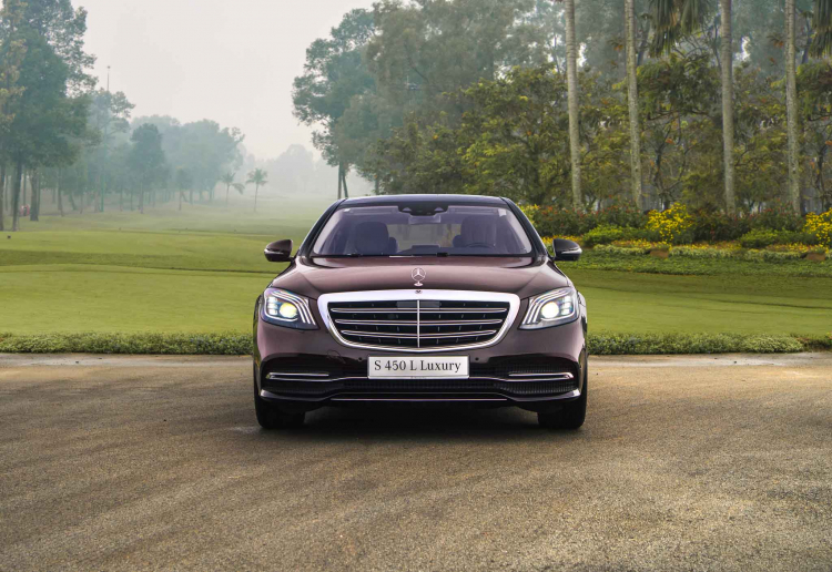 Mercedes-Benz Việt Nam giới thiệu S-Class 2018 và Mercedes-Maybach mới; nâng cấp sự sang trọng