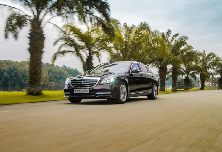 Mercedes-Benz Việt Nam giới thiệu S-Class 2018 và Mercedes-Maybach mới; nâng cấp sự sang trọng