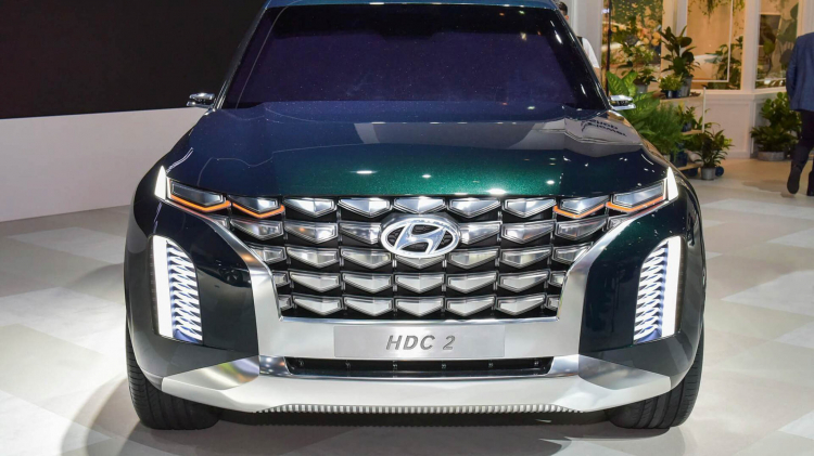 Hyundai ra mắt SUV cỡ lớn HDC-2 Grandmaster concept: Thiết kế táo bạo và nam tính