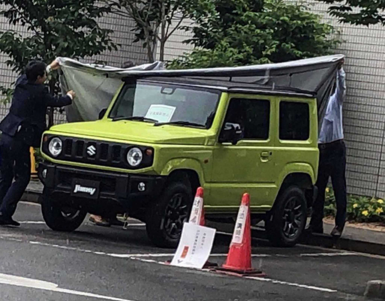 Suzuki Jimny 2019 tiếp tục rò rỉ hình ảnh mới nhất; dự kiến ra mắt vào tháng 07/2018