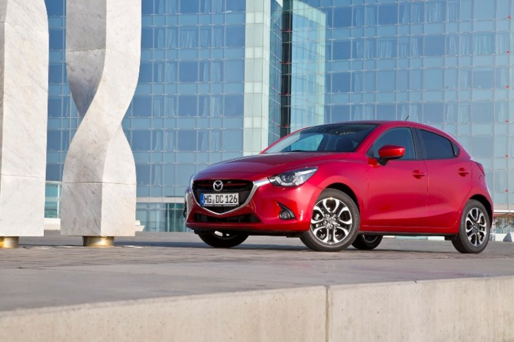 Cận cảnh Mazda2 2015 phiên bản Châu Âu Cận cảnh Mazda2 2015 phiên bản Châu Âu