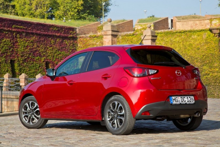 Cận cảnh Mazda2 2015 phiên bản Châu Âu Cận cảnh Mazda2 2015 phiên bản Châu Âu