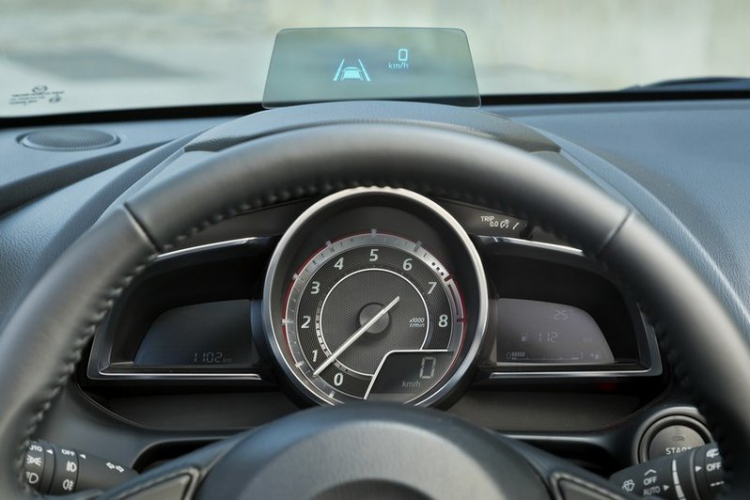 Cận cảnh Mazda2 2015 phiên bản Châu Âu