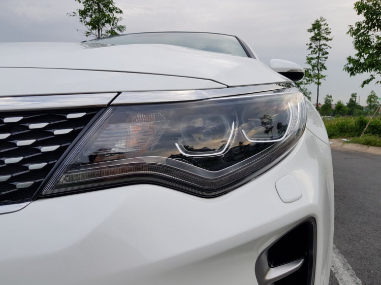 Toyota Camry là chiếc sedan chạy nhất phân khúc trong tháng 05/2018 vừa qua Toyota Camry là chiếc sedan chạy nhất phân khúc trong tháng 05/2018 vừa qua