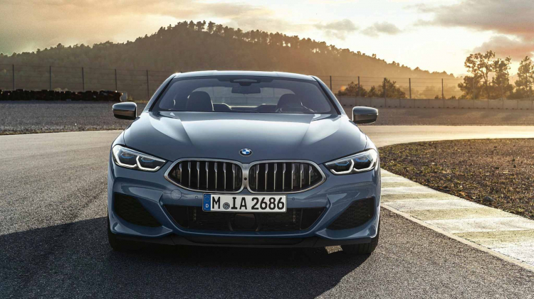 BMW giới thiệu 8-Series 2019 hoàn toàn mới; mạnh 523 mã lực BMW giới thiệu 8-Series 2019 hoàn toàn mới; mạnh 523 mã lực