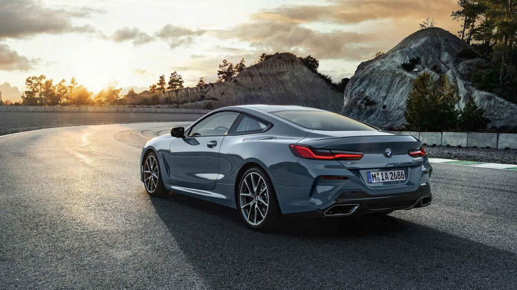 BMW giới thiệu 8-Series 2019 hoàn toàn mới; mạnh 523 mã lực BMW giới thiệu 8-Series 2019 hoàn toàn mới; mạnh 523 mã lực