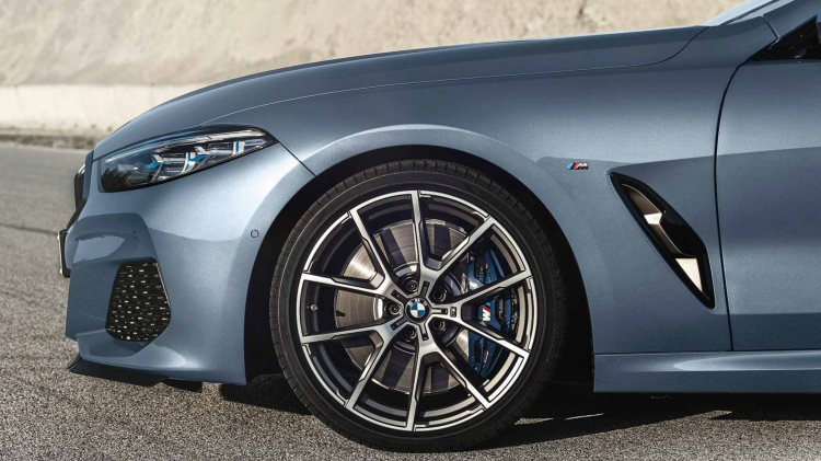 BMW giới thiệu 8-Series 2019 hoàn toàn mới; mạnh 523 mã lực BMW giới thiệu 8-Series 2019 hoàn toàn mới; mạnh 523 mã lực