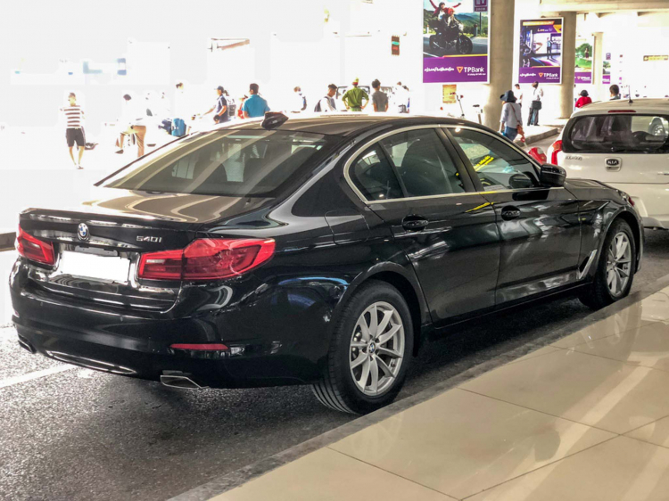 BMW 5 Series thế hệ hoàn toàn mới xuất hiện tại Hà Nội