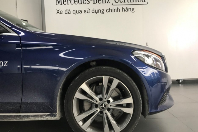 BÁN GẤP MERCEDES C250 - 2017