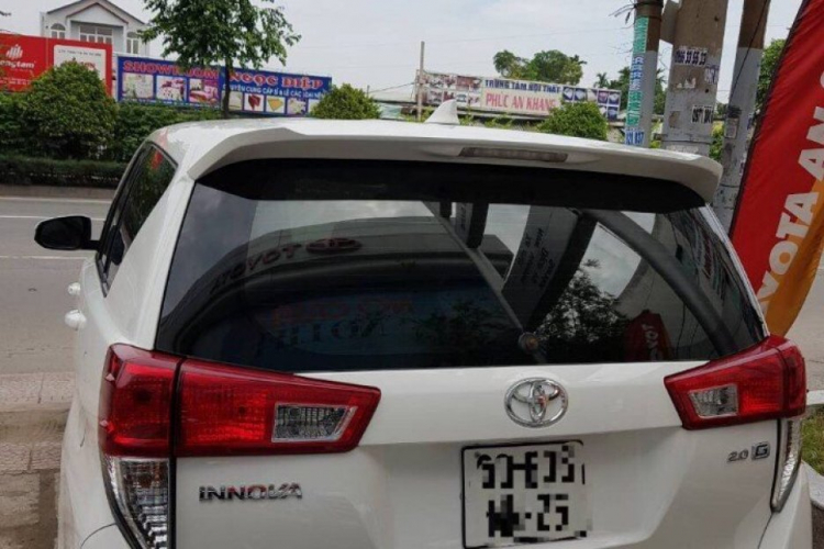 BÁN GẤP TOYOTA INNOVA 2.0G