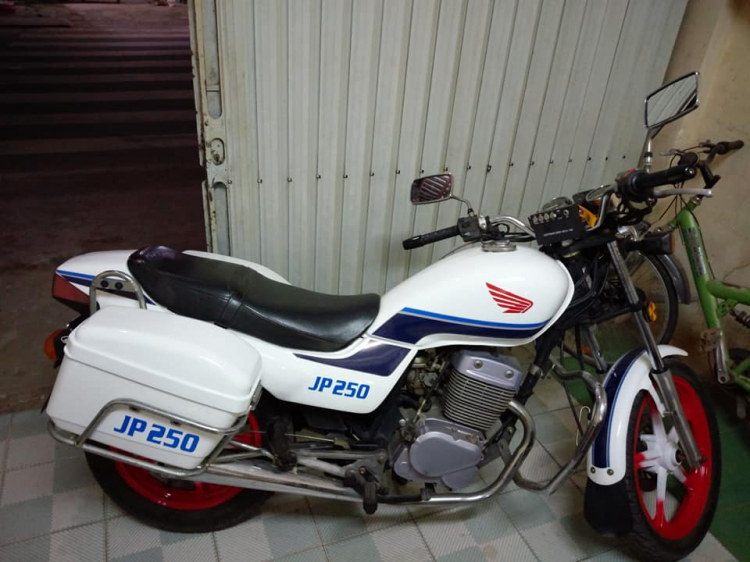 Tìm mua CB 250cc (hàng police thanh lý)