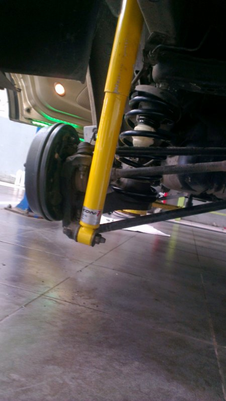 Phuộc cốp sau Ford escape Phuộc cốp sau Ford escape