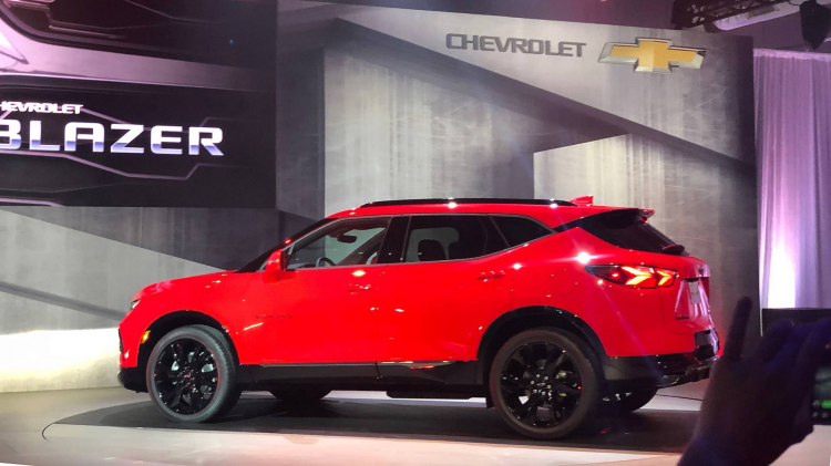 Chevrolet Blazer 2019 chính thức ra mắt: ngoại hình thể thao, động cơ V6 300 mã lực Chevrolet Blazer 2019 chính thức ra mắt: ngoại hình thể thao, động cơ V6 300 mã lực