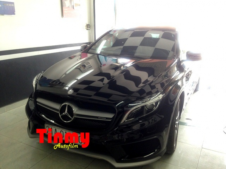 Em mới lấy Mercedes-Benz GLC200; nên làm gì lắp gì thêm cho xe không các bác? Em mới lấy Mercedes-Benz GLC200; nên làm gì lắp gì thêm cho xe không các bác?