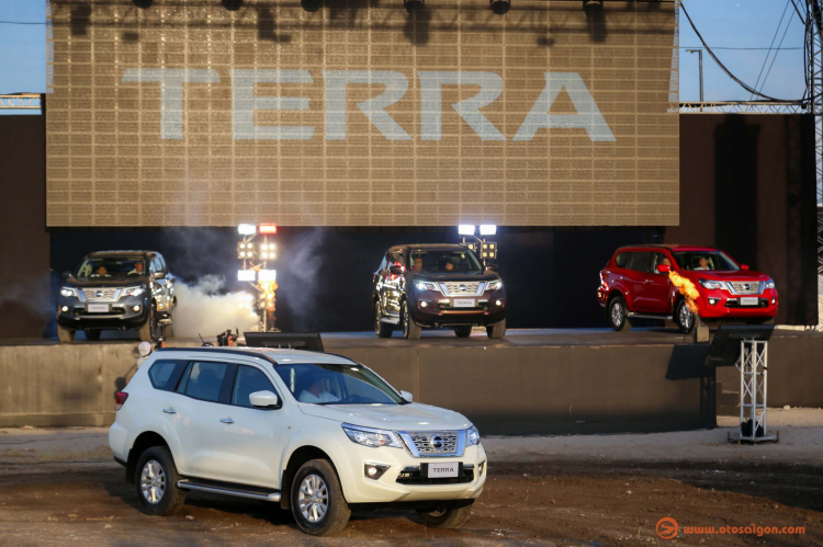 OtoSaigon-Nissan-Terra-Philippines-25.jpg