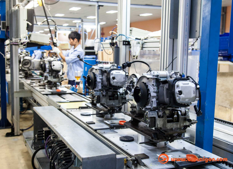 Tham quan nhà máy Piaggio Việt Nam tại tỉnh Vĩnh Phúc; hiện đại và ngăn nắp Tham quan nhà máy Piaggio Việt Nam tại tỉnh Vĩnh Phúc; hiện đại và ngăn nắp