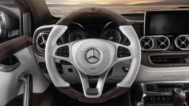 Mercedes X-Class thay đổi bất ngờ qua bàn tay của Carlex Design Mercedes X-Class thay đổi bất ngờ qua bàn tay của Carlex Design
