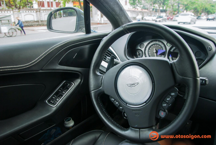 Aston Martin Vanquish 2015: Chiếc super grand tourer quyến rũ và mạnh mẽ của ông chủ Trung Nguyên Aston Martin Vanquish 2015: Chiếc super grand tourer quyến rũ và mạnh mẽ của ông chủ Trung Nguyên