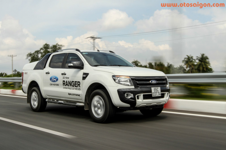 Ford Ranger Wildtrak 3.2: Bán tải hay SUV ?