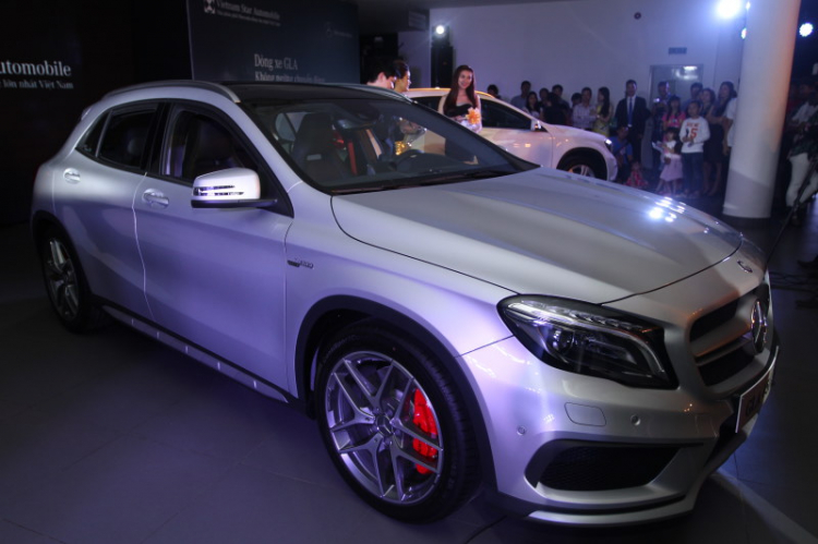 Cận cảnh Mercedes GLA ra mắt tại VietnamStar