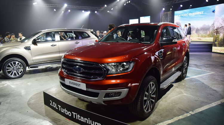 Ford Everest facelift ra mắt tại Thái Lan, giá từ 910 triệu đồng
