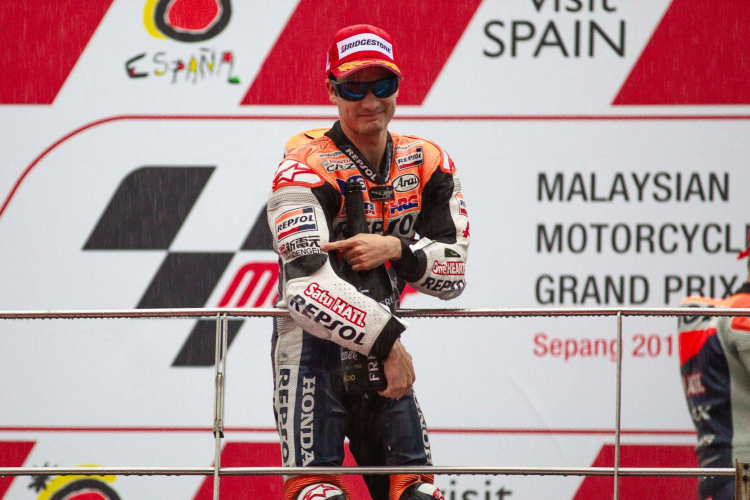 [MotoGP] Pedrosa sẽ giã từ đường đua sau mùa giải năm nay