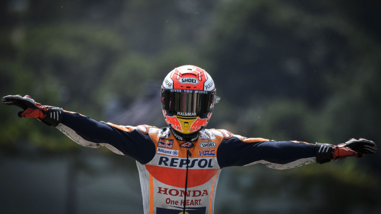[MotoGP] Sachsenring tôn vinh 2 vị vua: Marquez và Rossi
