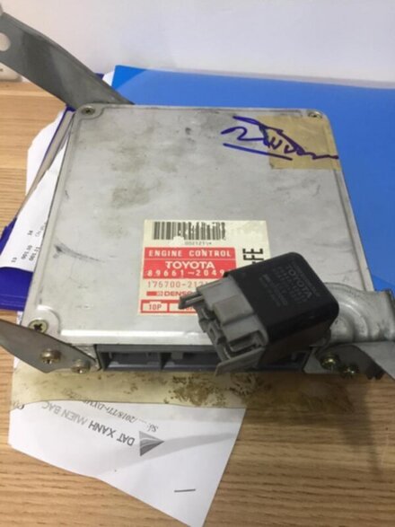 ECU camry2.jpg