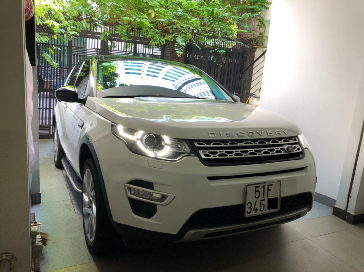 BÁN LAND ROVER DISCOVERY HSE LUXURY 2015 XE ĐẸP KHỎI CHÊ.