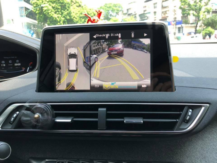 Camera 360 độ OWIN - An toàn tuyệt đối, ghi lại hành trình, vạch dẫn hướng Mercedes chính xác Camera 360 độ OWIN - An toàn tuyệt đối, ghi lại hành trình, vạch dẫn hướng Mercedes chính xác