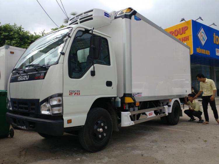 Isuzu QKR77HE4 Thùng Đông Lạnh 1.9 Tấn