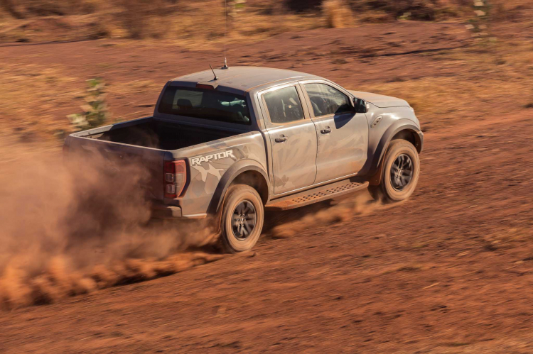 Chia sẻ những cảm nhận ban đầu về Ford Ranger Raptor sau khi lái thử ở Darwin, Australia Chia sẻ những cảm nhận ban đầu về Ford Ranger Raptor sau khi lái thử ở Darwin, Australia
