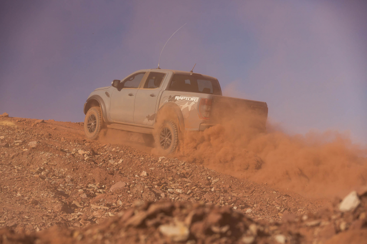 Chia sẻ những cảm nhận ban đầu về Ford Ranger Raptor sau khi lái thử ở Darwin, Australia Chia sẻ những cảm nhận ban đầu về Ford Ranger Raptor sau khi lái thử ở Darwin, Australia
