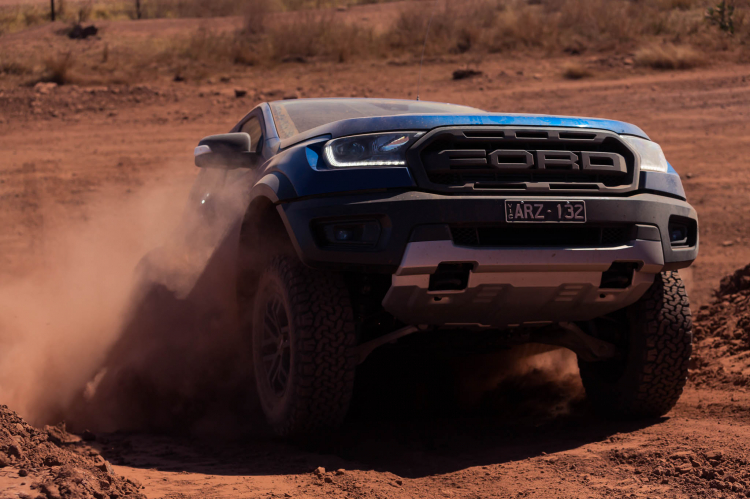 Chia sẻ những cảm nhận ban đầu về Ford Ranger Raptor sau khi lái thử ở Darwin, Australia Chia sẻ những cảm nhận ban đầu về Ford Ranger Raptor sau khi lái thử ở Darwin, Australia