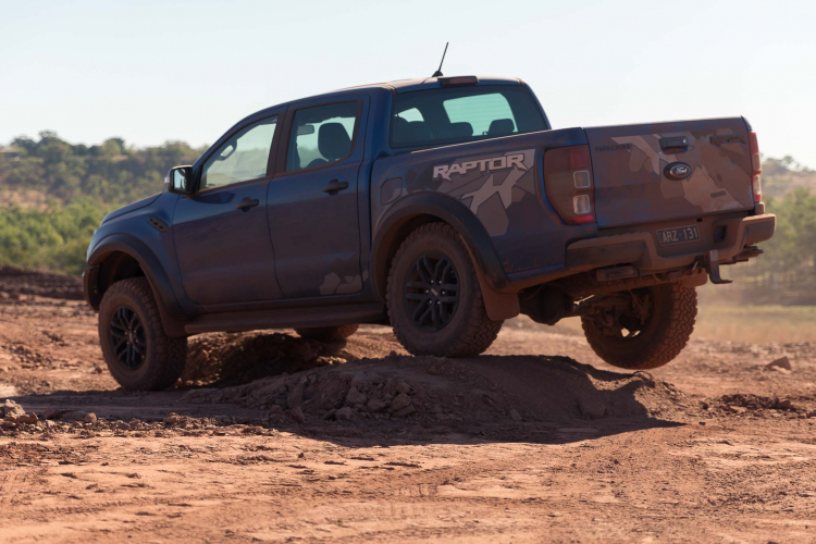 Chia sẻ những cảm nhận ban đầu về Ford Ranger Raptor sau khi lái thử ở Darwin, Australia Chia sẻ những cảm nhận ban đầu về Ford Ranger Raptor sau khi lái thử ở Darwin, Australia