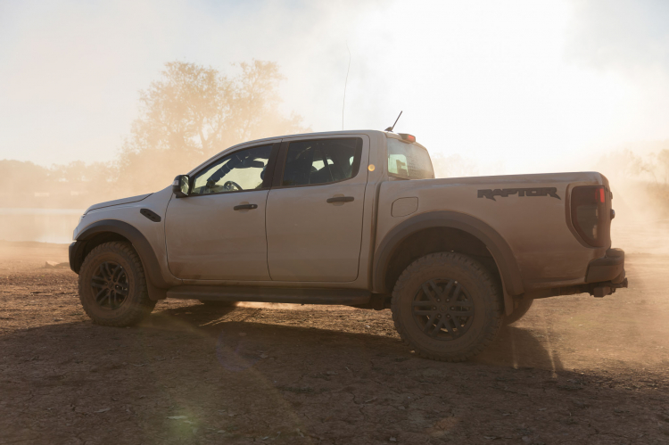 Chia sẻ những cảm nhận ban đầu về Ford Ranger Raptor sau khi lái thử ở Darwin, Australia Chia sẻ những cảm nhận ban đầu về Ford Ranger Raptor sau khi lái thử ở Darwin, Australia