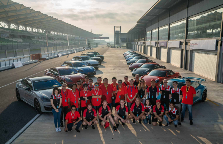 Porsche Media Driving Academy 2018 - đi học kỹ năng lái xe trong đường đua