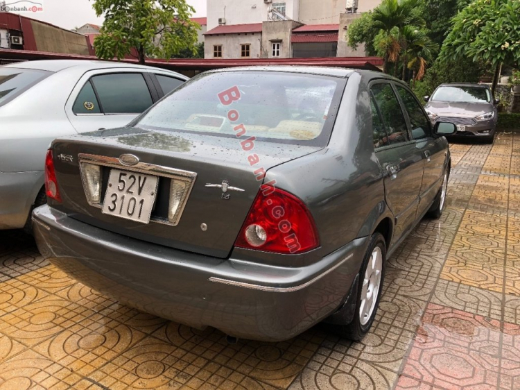 Xin tư vấn LANCER 2002 130T vs ford Laser 160T (2002)