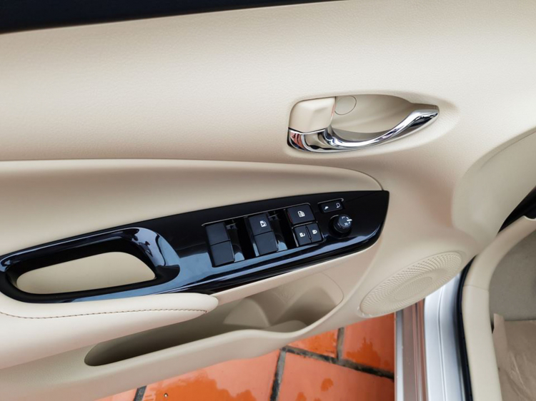Lộ diện hình ảnh Toyota Vios 2018 phiên bản G cao cấp nhất trước ngày ra mắt