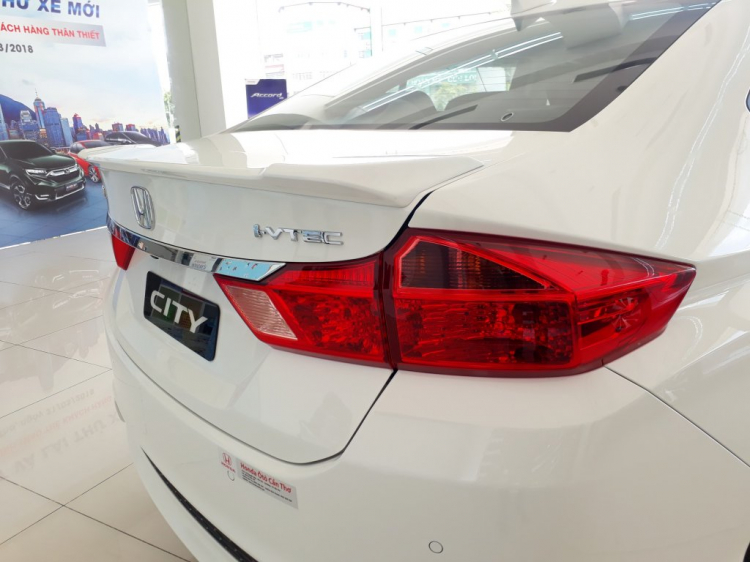 Toyota Vios 2018 chính thức: động cơ cũ, cân bằng điện tử, 7 túi khí, giá từ 531 triệu đồng