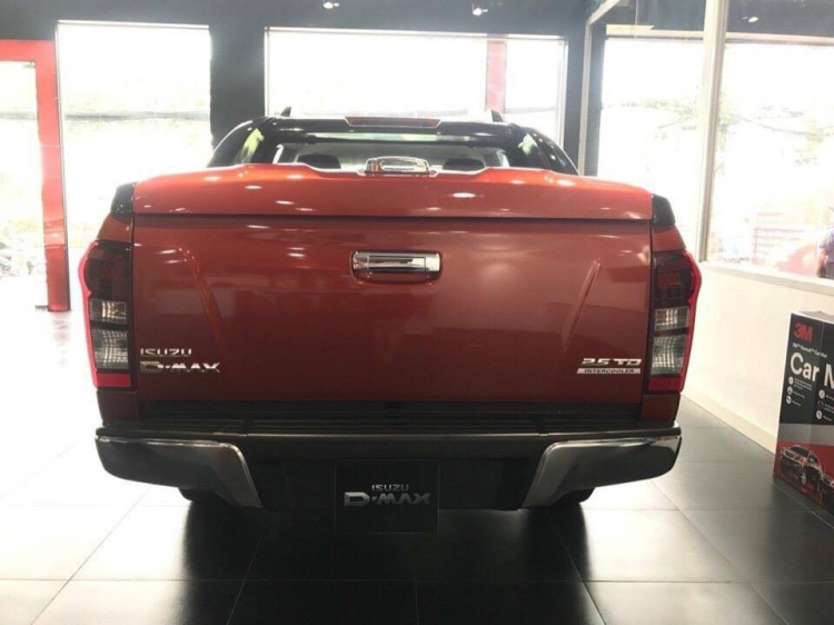Isuzu 2018 đặt cọc ngay!!! Isuzu 2018 đặt cọc ngay!!!