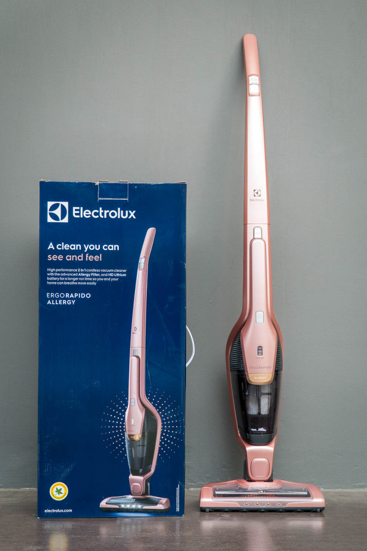 [QC] Máy hút bụi không dây Electrolux ZB3314AK và 5 tiêu chí lựa chọn máy hút bụi cho xế yêu