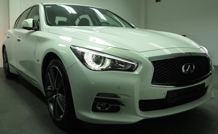 Infiniti Q50 2014 đã về đến Việt Nam