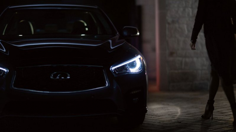 Infiniti Q50 2014 đã về đến Việt Nam