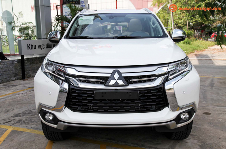 Hé lộ Mitsubishi Pajero Sport 2018 máy dầu AT, giá dự kiến từ 1,06 tỷ