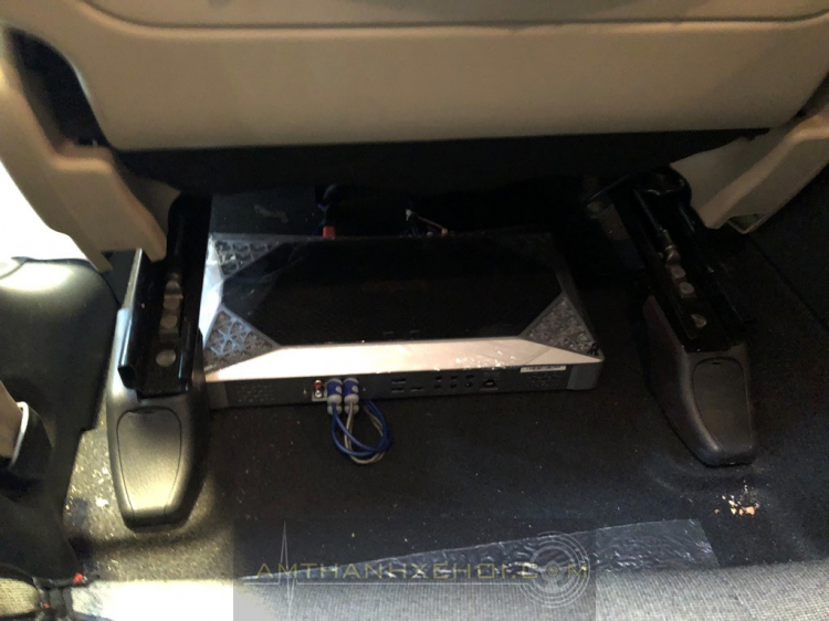 Độ âm thanh cho Kia Sorento. Độ âm thanh cho Kia Sorento.