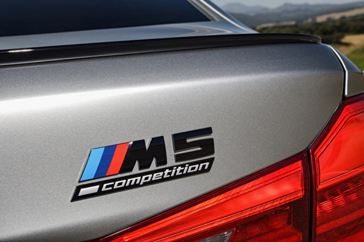 M5 Competition 2019 - Chiếc BMW mạnh mẽ nhất hiện nay