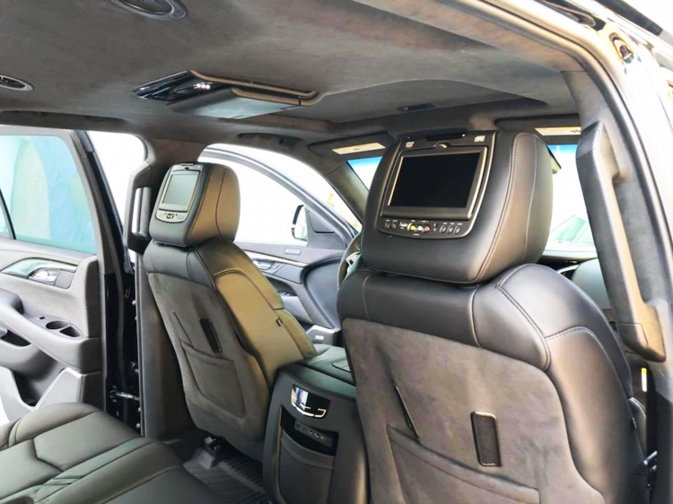 SUV hạng sang cỡ lớn Cadillac Escalade 2019 phiên bản Platinum cao cấp về Việt Nam
